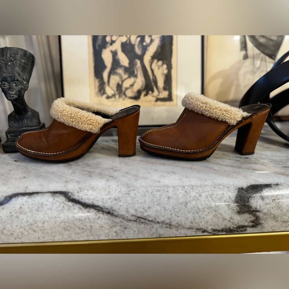 Donald J Pliner BHappy Leather Sport Mules with Sherpa Trim Size 8.5M